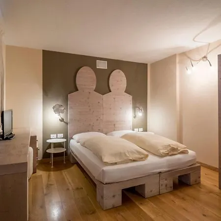 C'est La Vie Aparthotel *